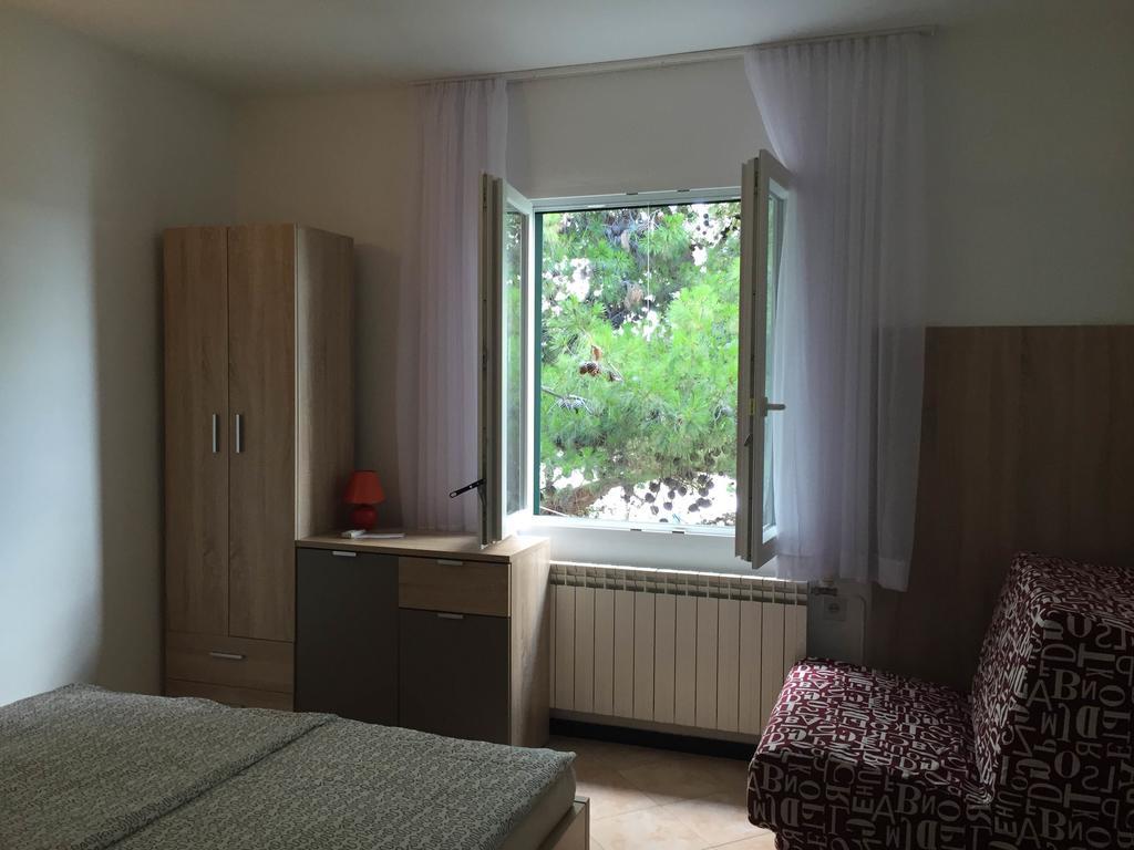 Apartment Puh Betina  Bagian luar foto