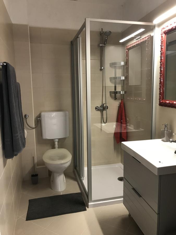 Apartment Puh Betina  Bagian luar foto